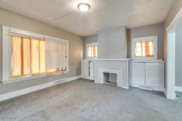 3261 E 119th ST, Cleveland, OH 44120