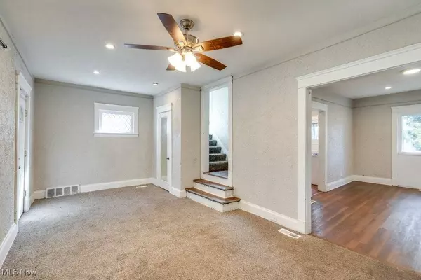 12006 Castlewood AVE, Cleveland, OH 44108