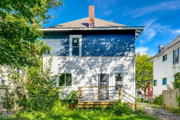 12006 Castlewood AVE, Cleveland, OH 44108