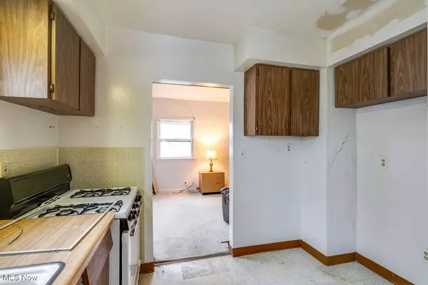 24681 Aurora RD, Bedford Heights, OH 44146