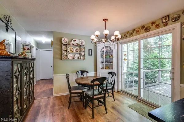 183 Timberlane DR, Northfield Center, OH 44067