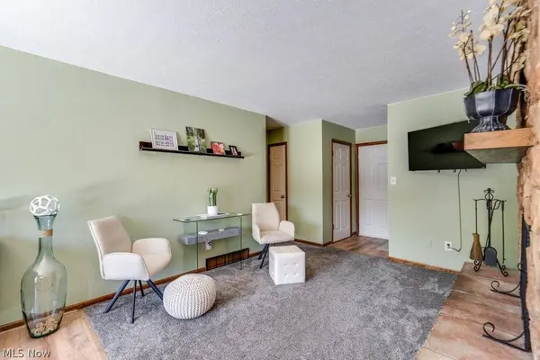 533 Louise ST, Ravenna, OH 44266