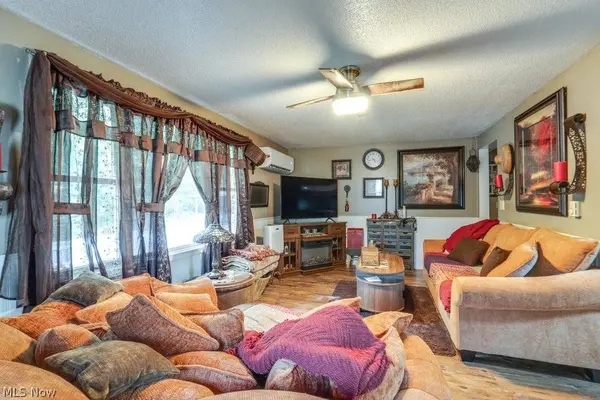 888 Mill RD, Ravenna, OH 44266
