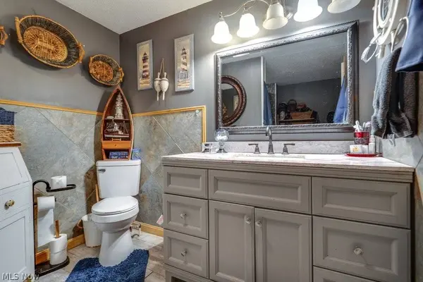 888 Mill RD, Ravenna, OH 44266