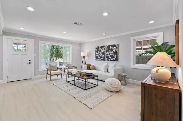 2377 Manhattan PL, Santa Clara, CA 95051