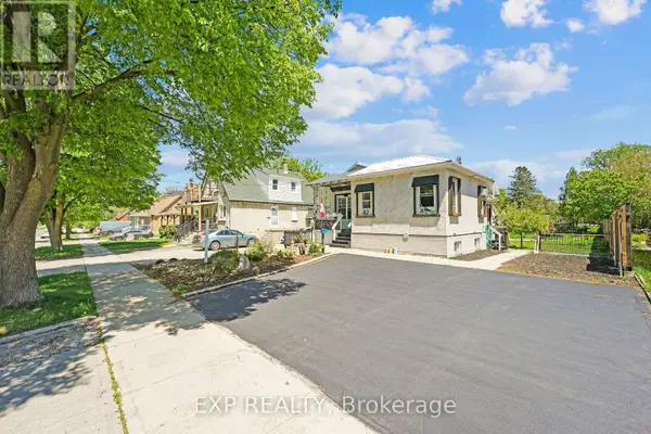 82 KEHL STREET, Kitchener, ON N2M3T9