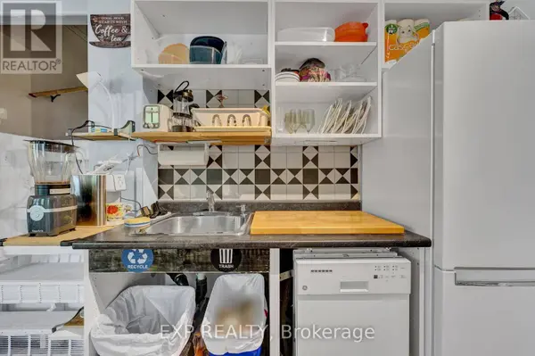 82 KEHL STREET, Kitchener, ON N2M3T9