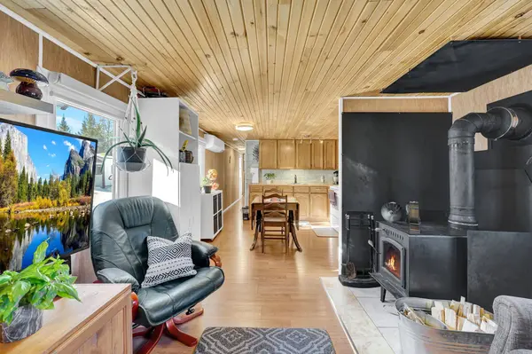 146 Thanet Lake RD, Wollaston, ON K0L 1W0