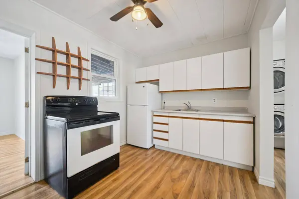 253 Sydney ST S, Kitchener, ON N2G 3V8