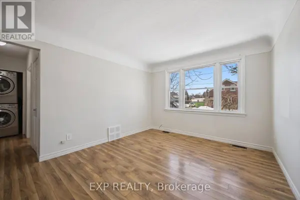 253 SYDNEY STREET S, Kitchener, ON N2G3V8