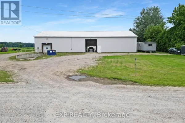 11 TUCKER STREET, Newbury, ON N0L1Z0