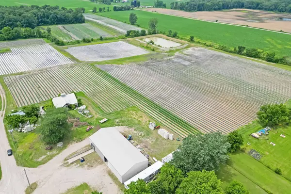 11 Tucker ST, Southwest Middlesex, ON N0L 1Z0