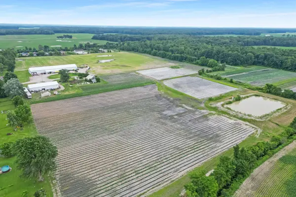 11 Tucker ST, Southwest Middlesex, ON N0L 1Z0