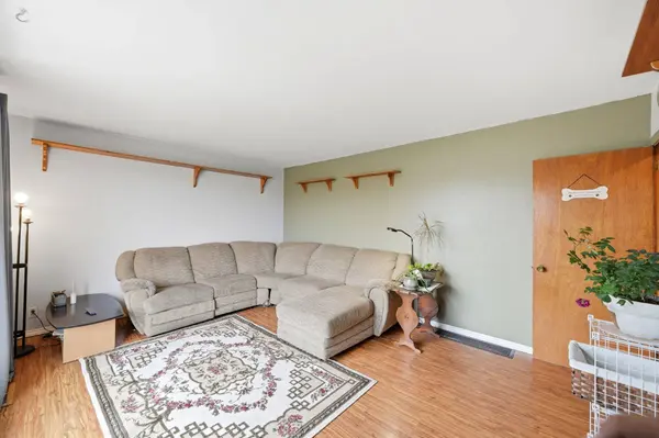 4142 Stewarts LN, Severn, ON L3V 6H3