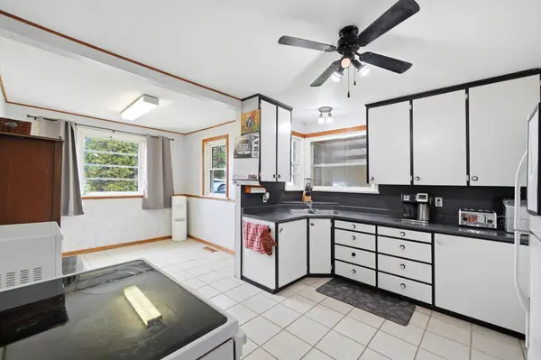 4142 Stewarts LN, Severn, ON L3V 6H3
