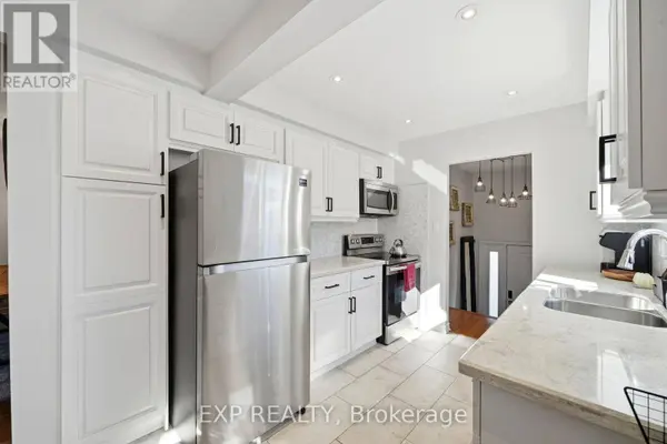 6348 ATHERLY CRESCENT, Mississauga, ON L5N2J2