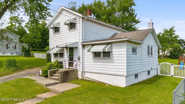 307 Sibley AVE, Taylor, PA 18517