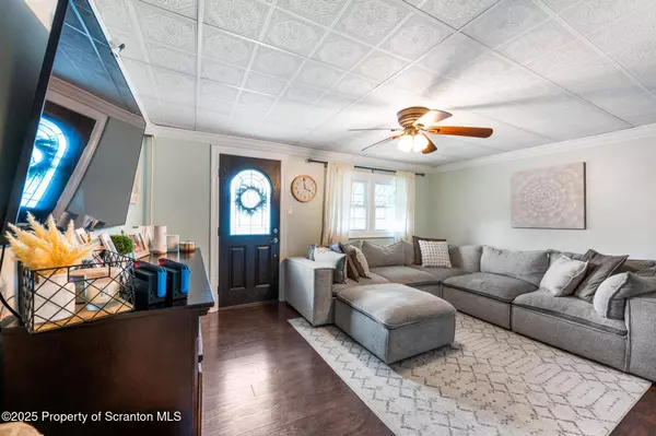 307 Sibley AVE, Taylor, PA 18517