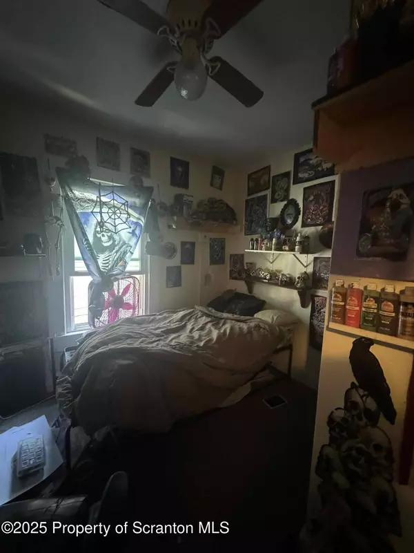 414 S 416 S Edwards CT, Scranton, PA 18504