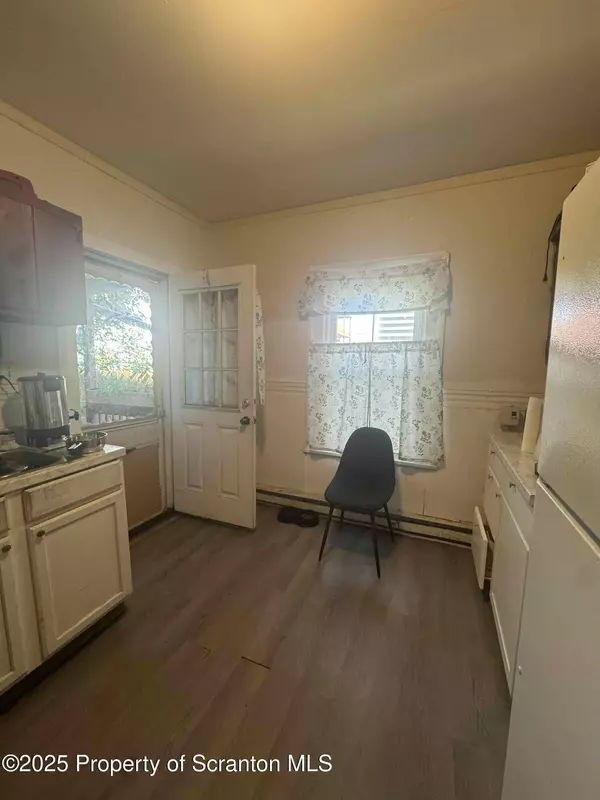 414 S 416 S Edwards CT, Scranton, PA 18504