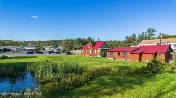 2990 Route 611, Tannersville, PA 18372