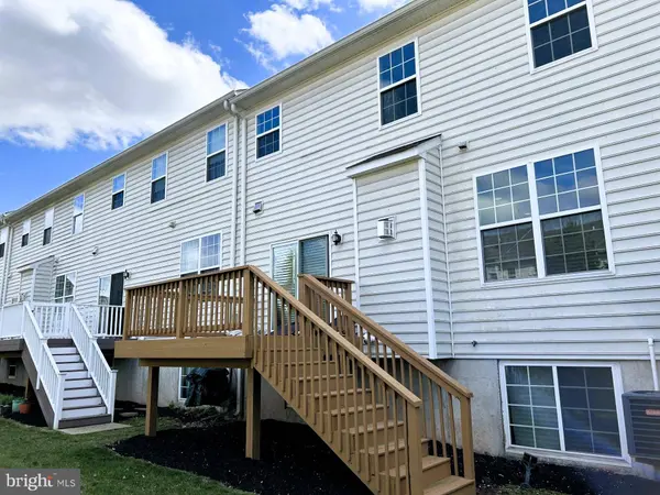 317 FAIRFIELD CIR S, Royersford, PA 19468