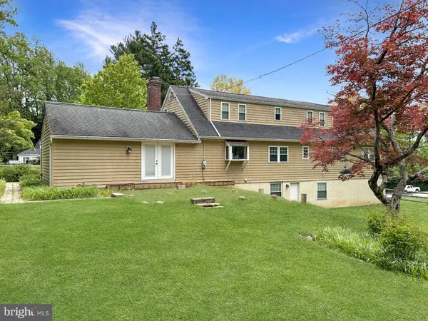 205 OAK LN, West Chester, PA 19382