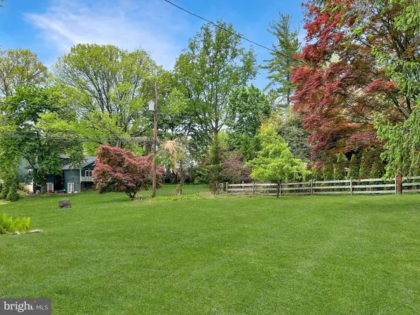205 OAK LN, West Chester, PA 19382
