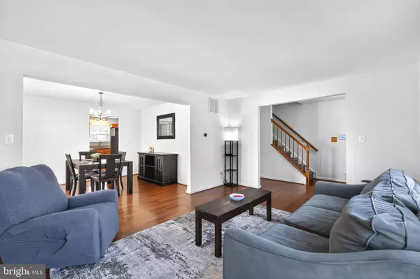 116 ARROWHEAD DR, Burlington, NJ 08016