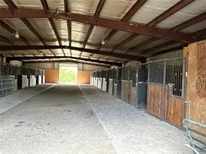 1703 County Road 4605, Trenton, TX 75490-6981