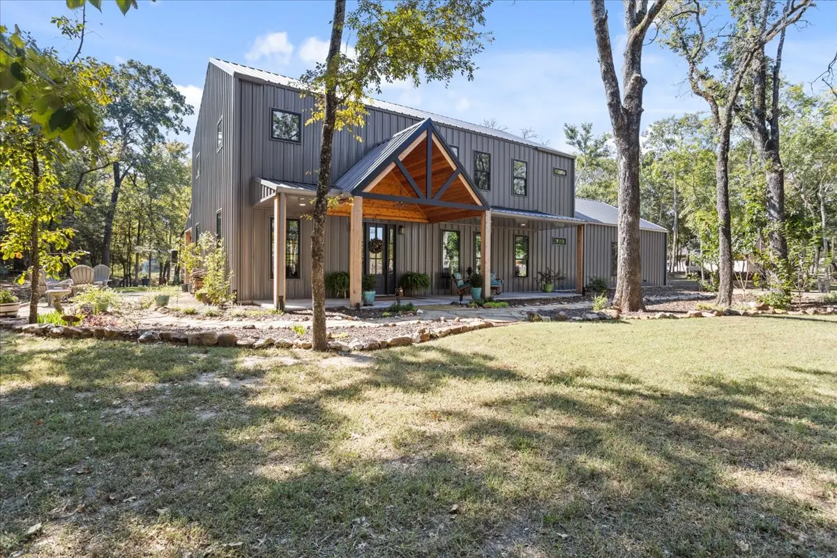 647 County Road 3318, Greenville, TX 75402-5253