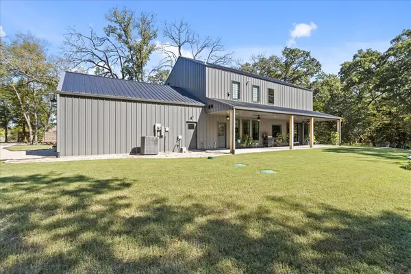 647 County Road 3318, Greenville, TX 75402-5253