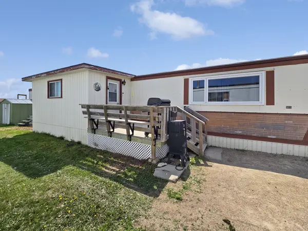 Affordable, Updated, and Move-In Ready: Your New Home at 42-701 11th Ave NW, Swift Current ,Lori-Dawn Stevenson