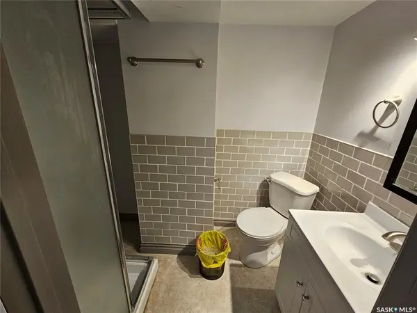 399 9th Ave NW, Swift Current, SK S9H 1A8