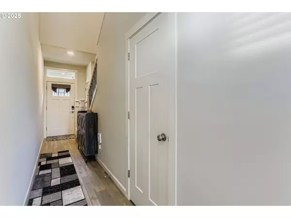 1294 19TH AVE, Forest Grove, OR 97116