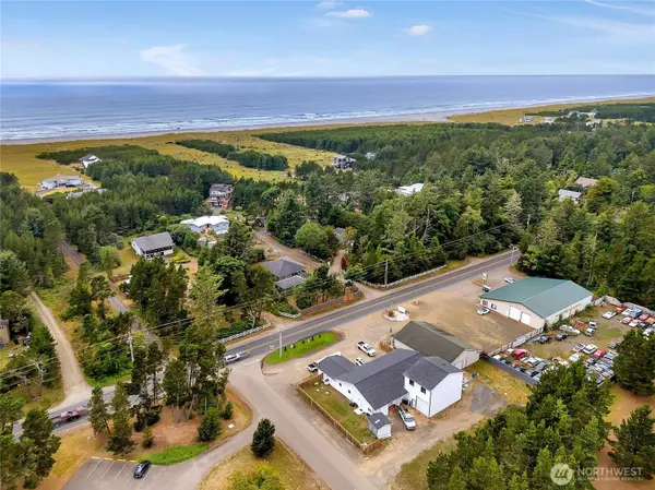 21712 Pacific Way, Ocean Park, WA 98640
