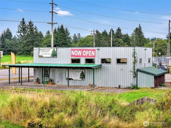 2546 State Route 101, Ilwaco, WA 98624