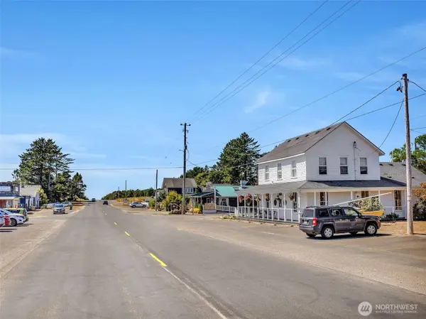 1401 Bay AVE, Ocean Park, WA 98640