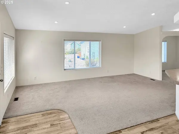 6010 NE EVERGREEN LN, Newport, OR 97365