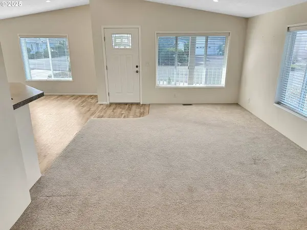 6010 NE EVERGREEN LN, Newport, OR 97365