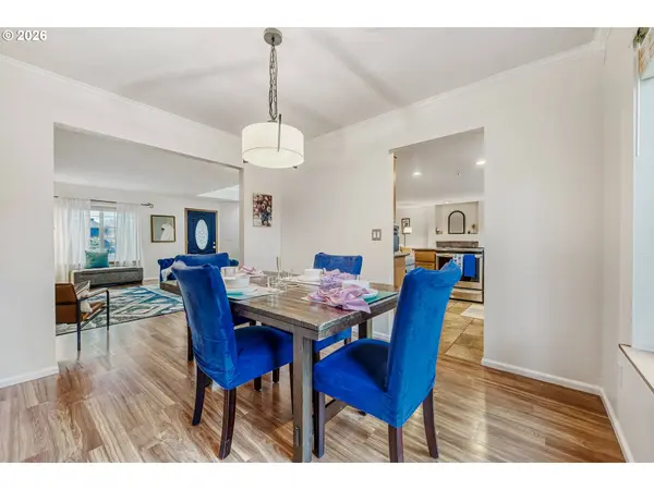 15975 SE MARY ANN LN, Milwaukie, OR 97267