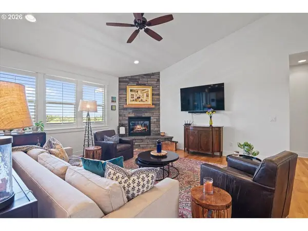 2221 TUSCANA AVE, Salem, OR 97301