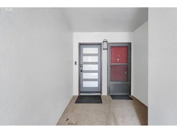 790 SE WEBBER ST #213, Portland, OR 97202