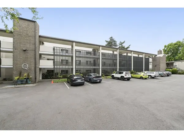 790 SE WEBBER ST #213, Portland, OR 97202