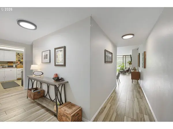 790 SE WEBBER ST #213, Portland, OR 97202