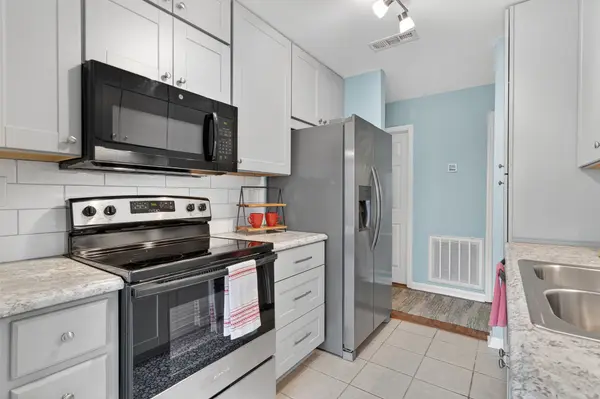Kitchen at 1040 Stones Throw Dr NW