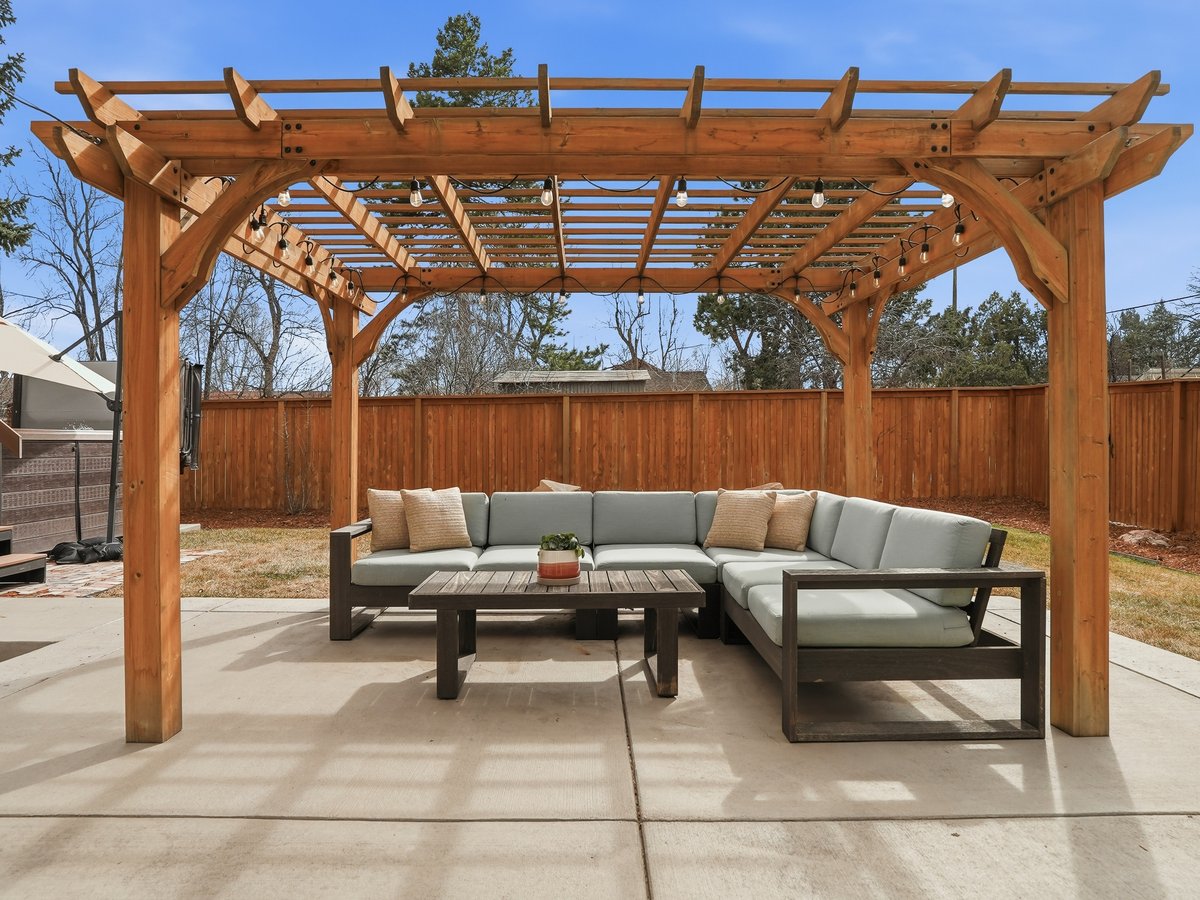 pergola