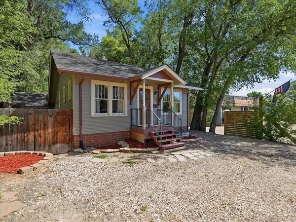 1726 W Mulberry, Fort Collins, CO 80521