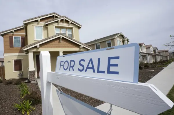 How to Make Your Surrey or Langley Home Stand Out in a High-Inventory Market (Spring 2026 Seller Guide)