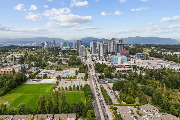 9218 136b ST, Surrey, BC V3W 1K5